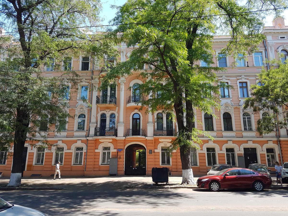 Nezhnyye Apartments Odesa Exterior photo